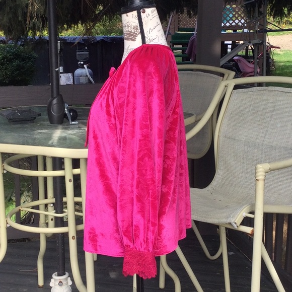 Pioneer Woman Peasant Top Size S&L - Picture 3 of 10